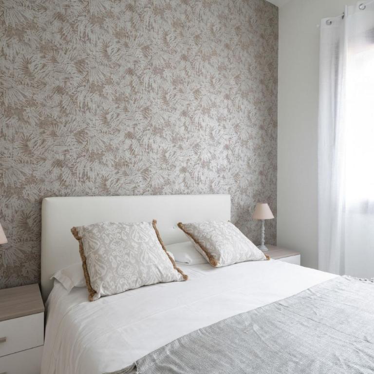 Accademia Charm Apartments by Wonderful Italy - Three-Bedroom Apartment - 14