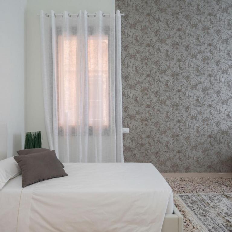 Accademia Charm Apartments by Wonderful Italy - Three-Bedroom Apartment - 23