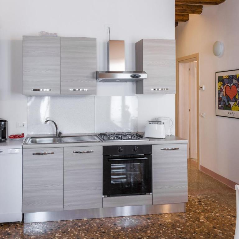 Accademia Charm Apartments by Wonderful Italy - One-Bedroom Apartment - 7