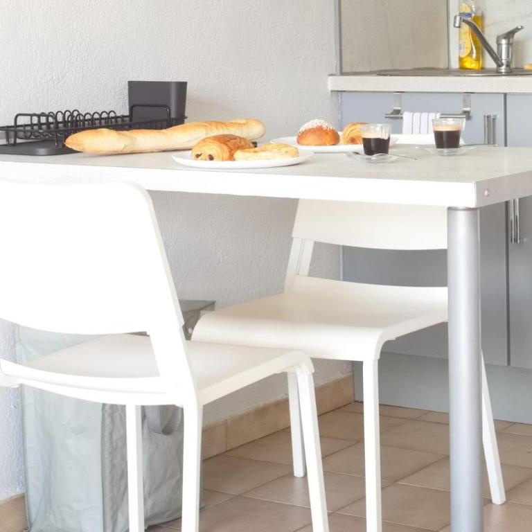Le Havre de Ferrieres - free Parking - WiFi - Cuisine - Estudio con terraza - 13