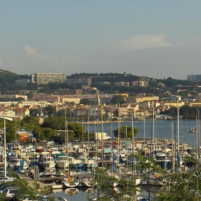 Le Havre de Ferrieres - free Parking - WiFi - Cuisine - Estudio con terraza - 26