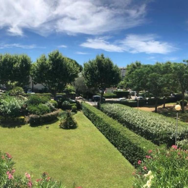 Appartement typeT2bis climatisé à 150m de la plage - Apartment mit 2 Schlafzimmern - 1