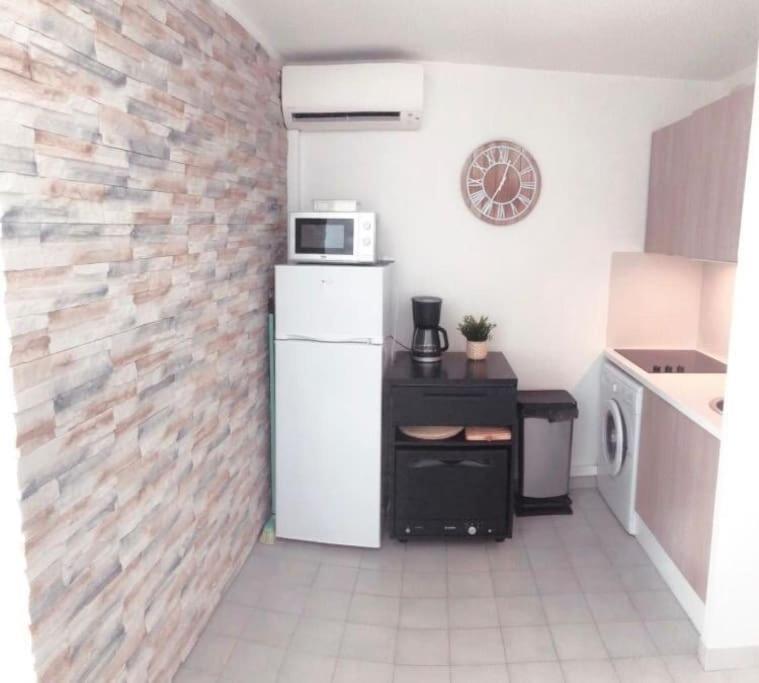 Appartement typeT2bis climatisé à 150m de la plage - Apartment mit 2 Schlafzimmern - 9