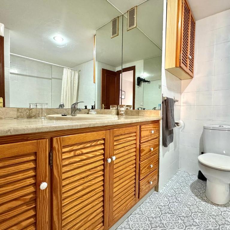 Luminoso Piso Centro de Marbella. A 50m de la playa - Apartamento de 3 dormitorios - 10