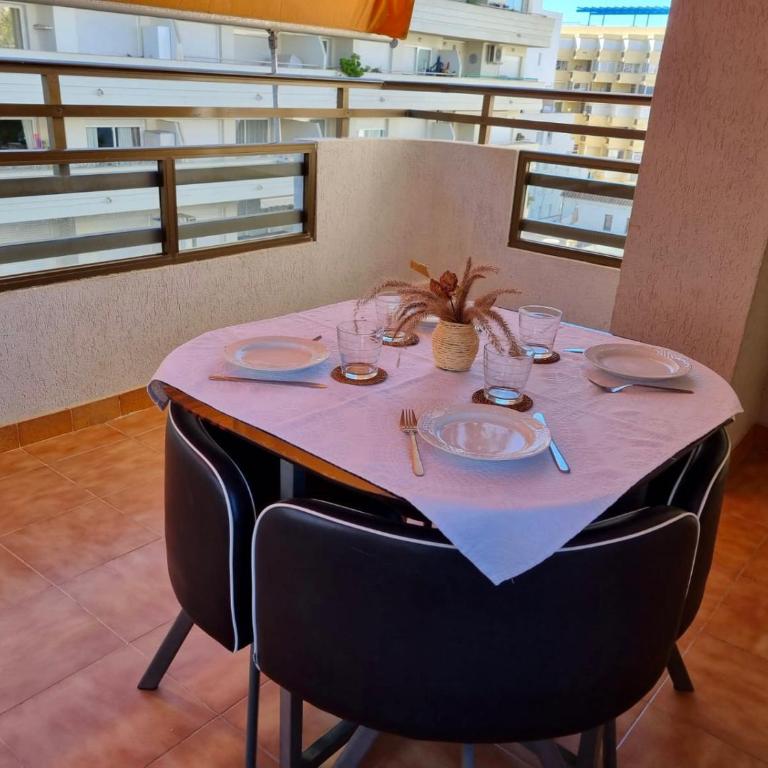 Luminoso Piso Centro de Marbella. A 50m de la playa - Apartamento de 3 dormitorios - 17