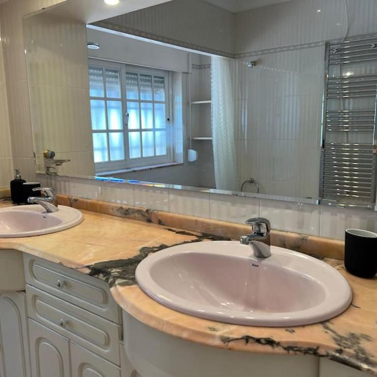 Coqueta y luminosa casa independiente - Apartamento de 3 dormitorios - 32