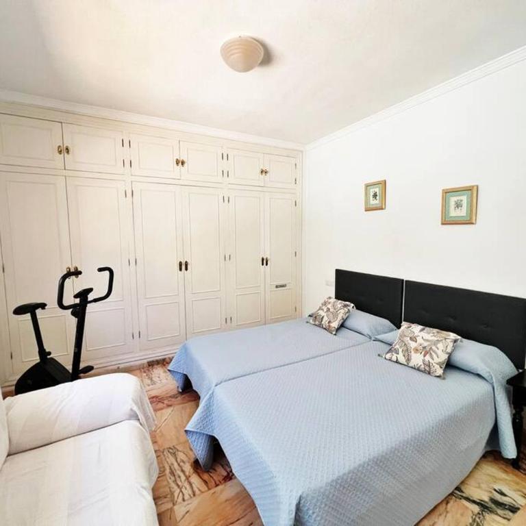 Coqueta y luminosa casa independiente - Apartamento de 3 dormitorios - 37