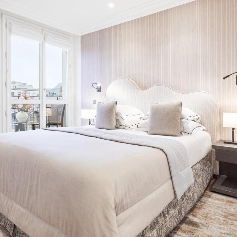 Grand Hôtel Du Palais Royal - Suite Prestige - 3