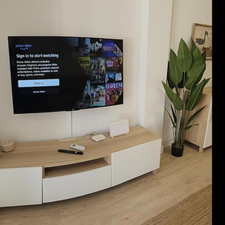 Spacious Front Line Beach 3 Bedroom apartment with amazing sea views a few steps from the beach BY NAMASTE ELITE - Three-Bedroom Apartment - 42