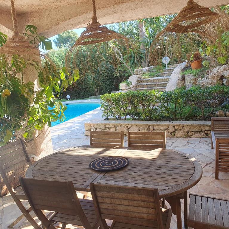 Bas de villa avec piscine Golfe-juan - Maison 1 Chambre - 6