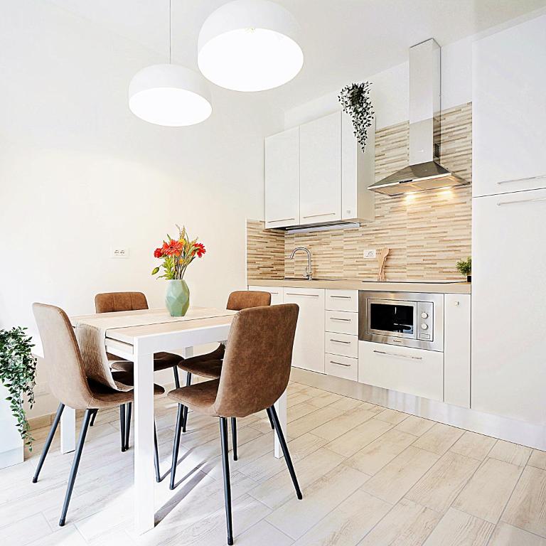 Sweet Ap - One-Bedroom Apartment - 11