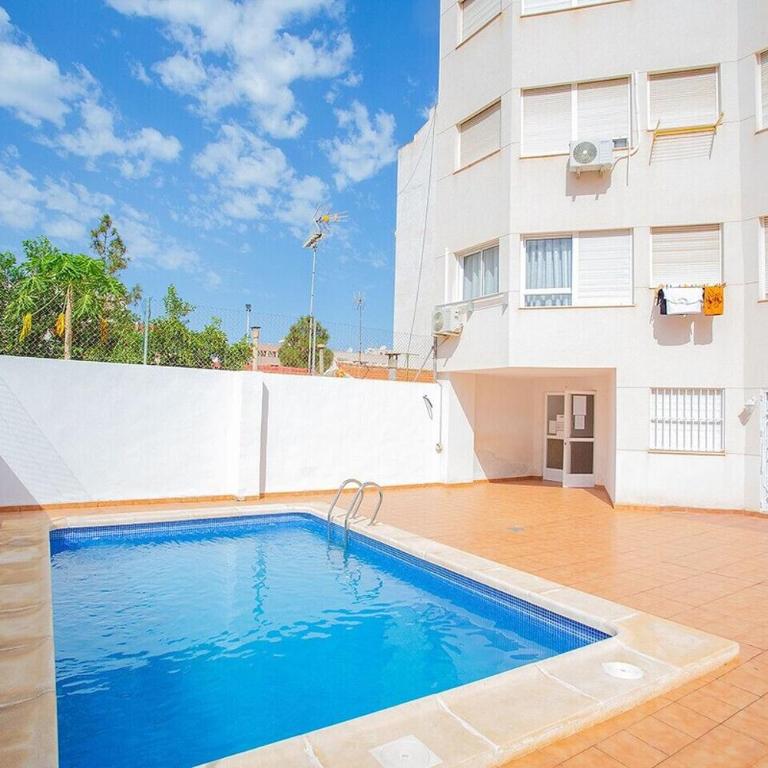Schöne Wohnung mit Pool , Wi-Fi und privat Garage - Apartamento de 1 dormitorio - 61