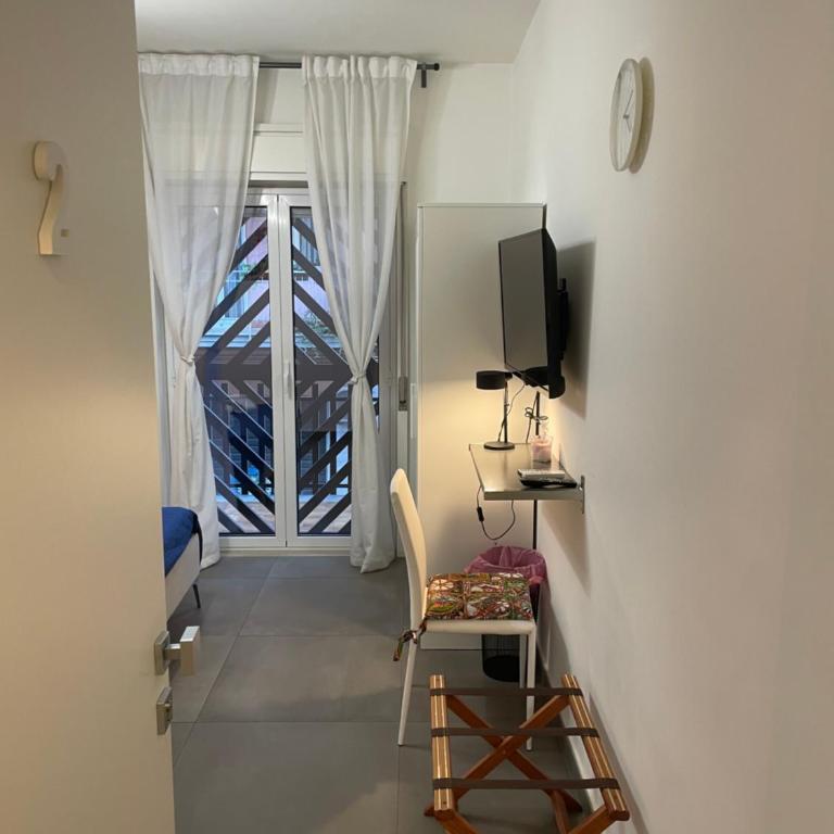 Stella Rooms - Double Room with Private Bathroom - 5