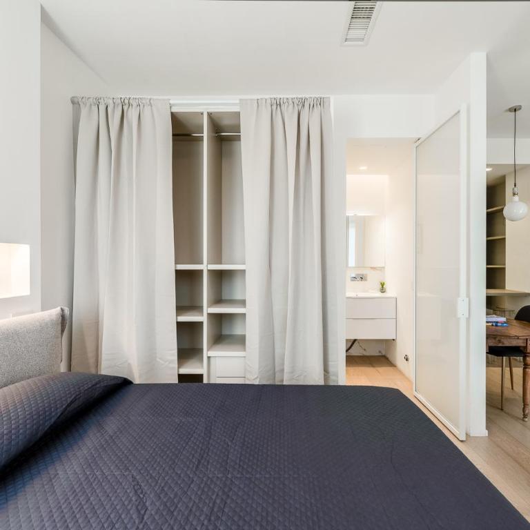Central Milan Apartments - Duomo and Navigli, Bright with Balcony - Appartamento con Balcone - 33