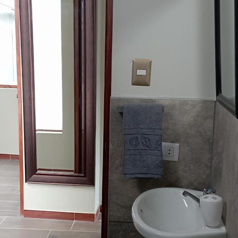 Departamento Céntrico y Acogedor - Apartment - 18