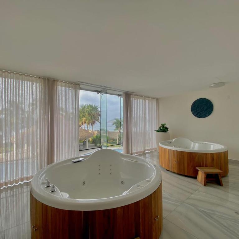 Camino al Mar Apartment with Amazing View of the Ocean, Beach and Swimming Pool, 2 Rooms - Two-Bedroom Apartment - 28