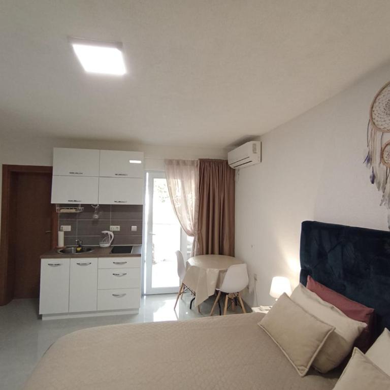 Студия для отдыха или проживания - One-Bedroom Apartment - 1
