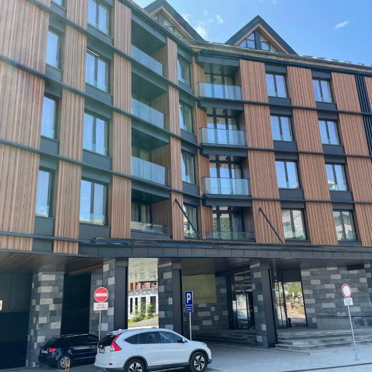 Woodside 430 Apartment - One-Bedroom Apartment - 25