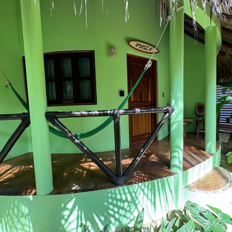 One Love Hostal Puerto Escondido - Bungalow - 2