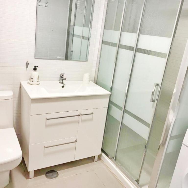 Apartamentos HOLIDAYS BENALBEACH - Family Studio - 7