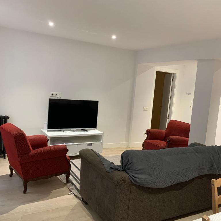 Casa Mery Pamplona - Apartamento de 3 dormitorios - 2
