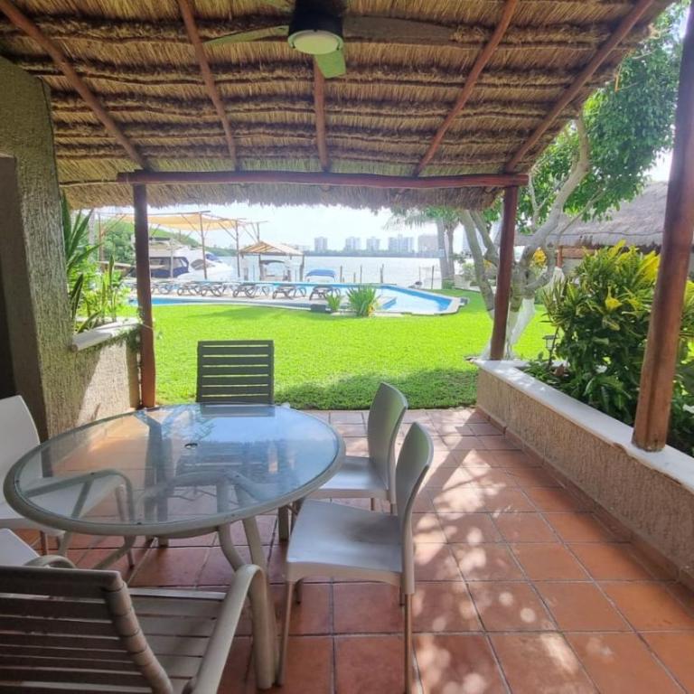 Villas La Marina - Three-Bedroom Villa - 19