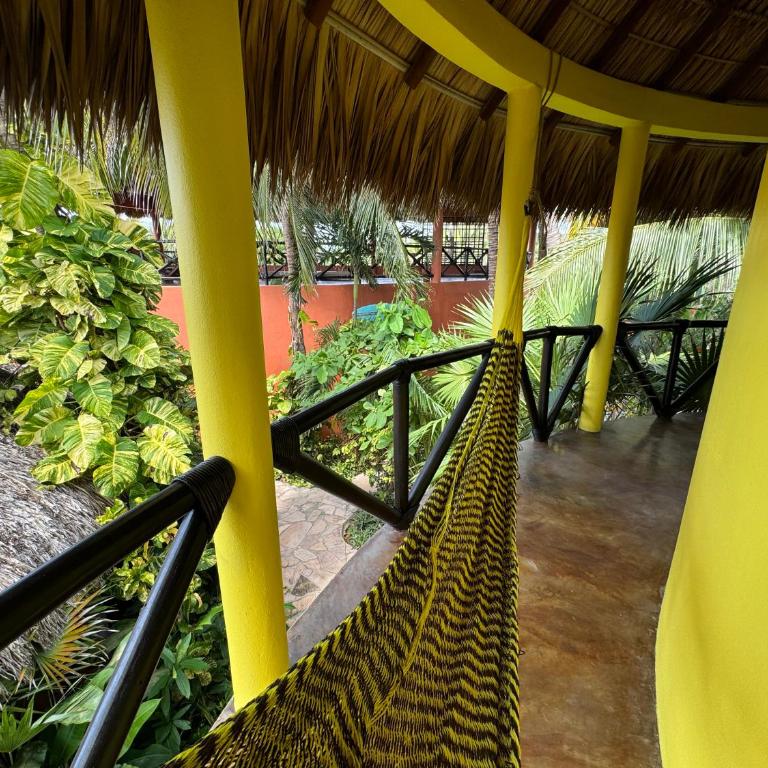 One Love Hostal Puerto Escondido - Bungalow - 5