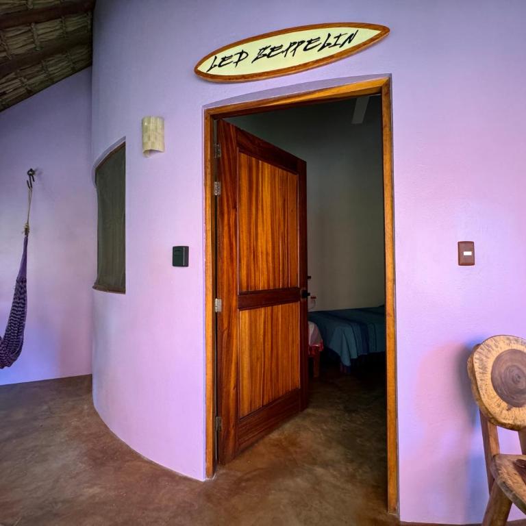 One Love Hostal Puerto Escondido - Bungalow - 1