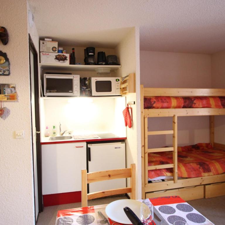 Studio cabine 24m² au pied des pistes, balcon, animaux non admis - FR-1-340-274 - Studio - 3