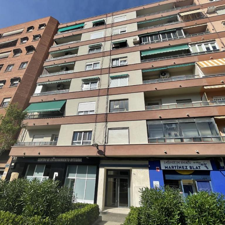 SingularStays Campanar - Two-Bedroom Apartment - 24
