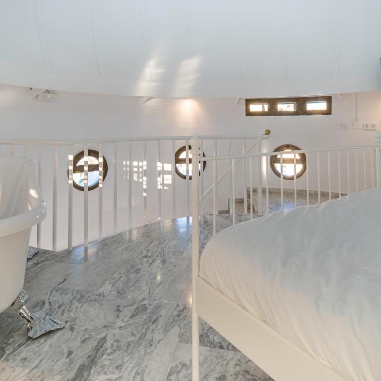 Conjunto de APARTAMENTOS ANTIGUO PALACIO HOTEL PARIS - Apartamento de 1 dormitorio con balcón - 25