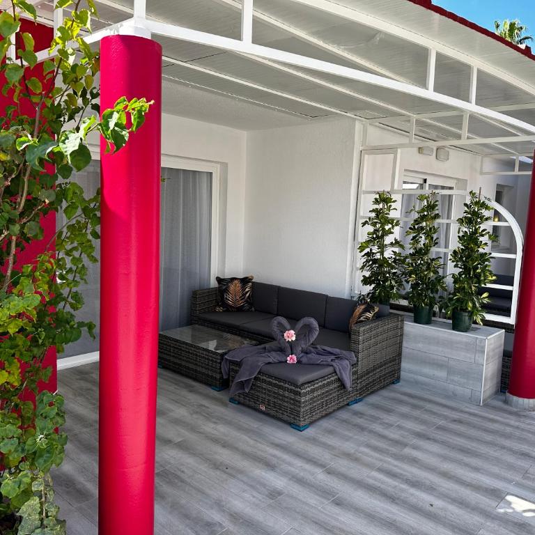 Paradise Resort - FKK Swinger & Nudist Couples Only - Bungalow Estándar - 4