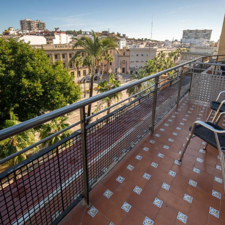 Hostal Antiguo Palacio Hotel París - Habitación Doble Deluxe con balcón - 6