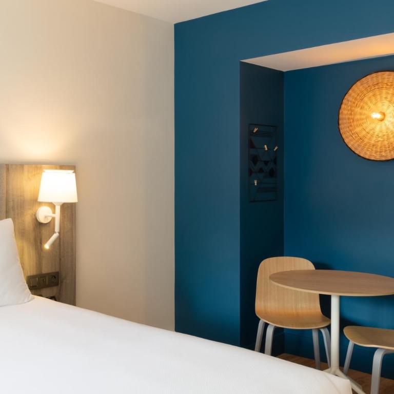 Staybridge Suites - Cannes Centre by IHG - Suite Studio Lit Queen-Size avec Balcon - 3