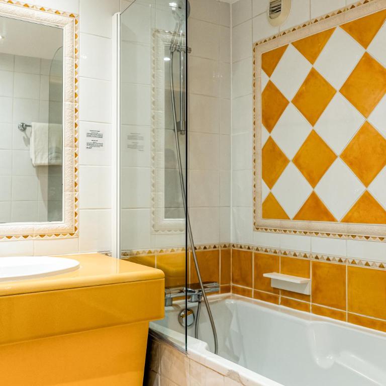 Villa Beaumarchais - Chambre Double ou Lits Jumeaux Supérieure - 2