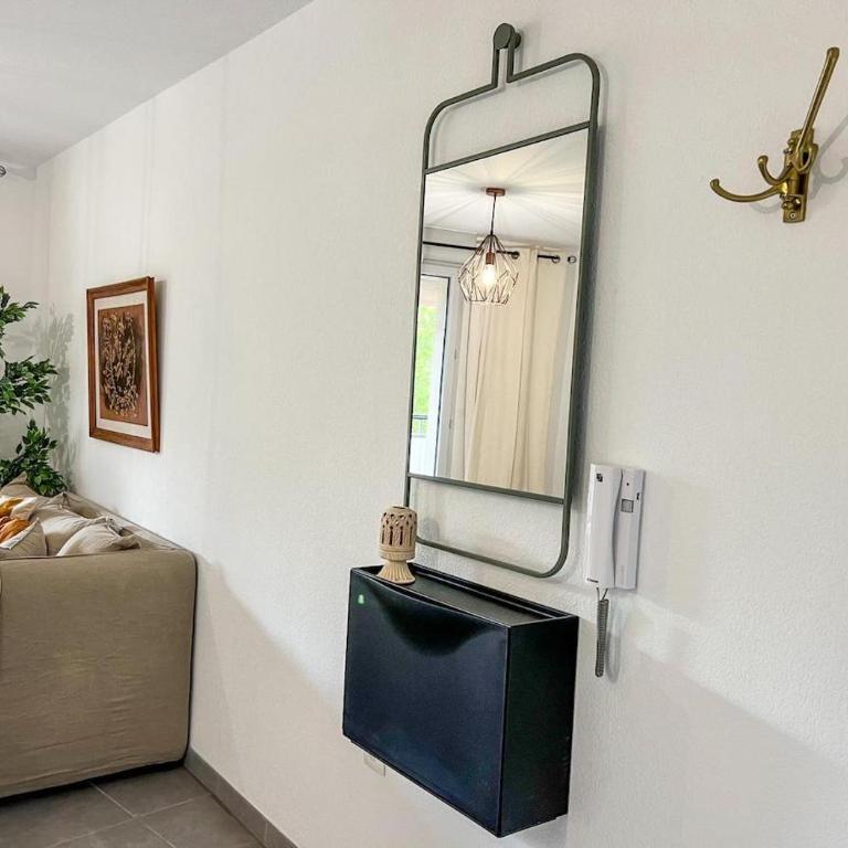 Confortable T2 pour 4 voyageurs, parking privé et terrasse - Appartamento con Balcone - 15