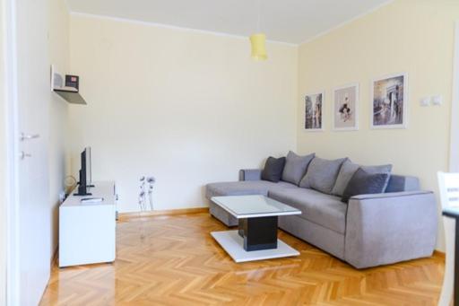 Apartman Ivanka - One-Bedroom Apartment - 8