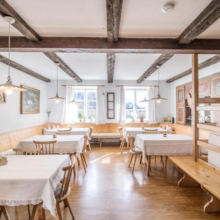 Rieplhof - Relaxing farm stay with breakfast and mountain view - Doppelzimmer mit Balkon - 2