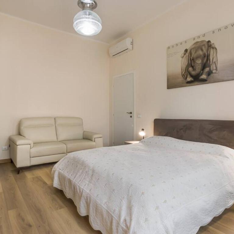Sunshine Home Porta Nuova - Appartamento con 2 Camere da Letto - 24