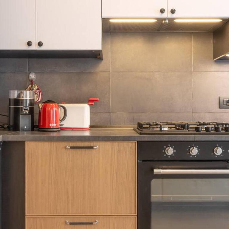 Sunshine Home Porta Nuova - Appartamento con 2 Camere da Letto - 11