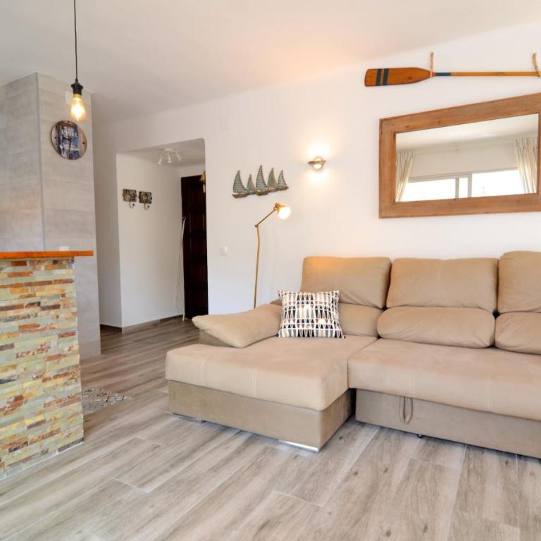 Omega 5 1-D - One-Bedroom Apartment - 10