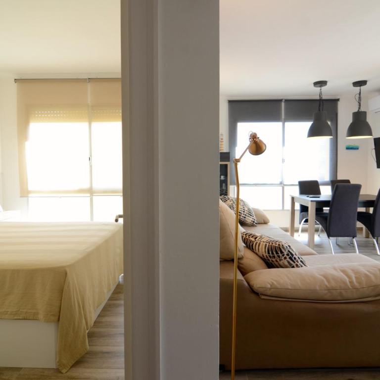 Omega 5 1-D - One-Bedroom Apartment - 20