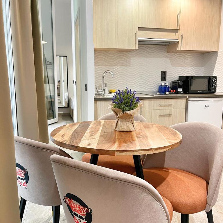 Tennessee Urban Suites - Junior Suite - 6