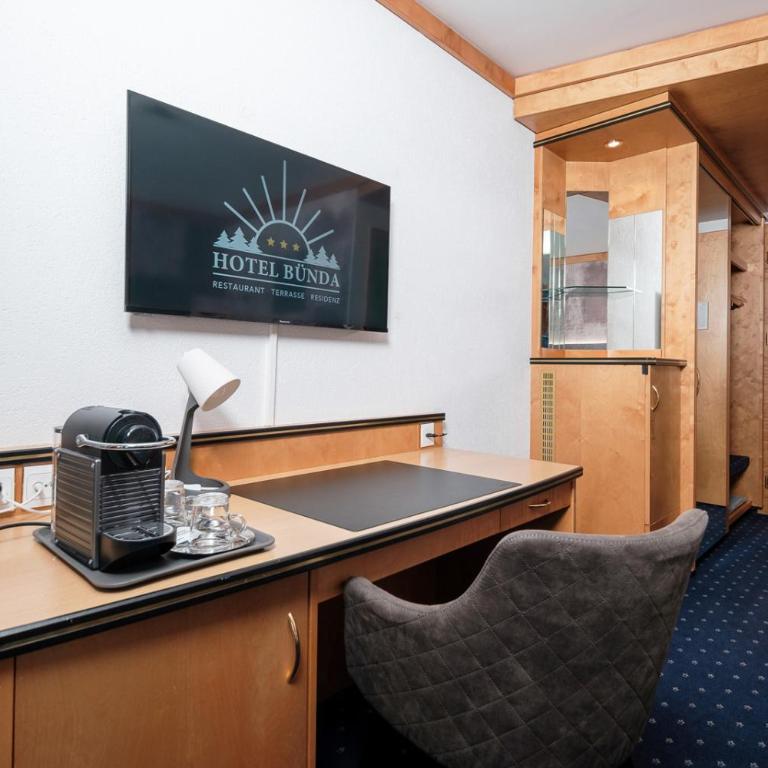 Hotel Bünda Davos - Superior Doppelzimmer - 9