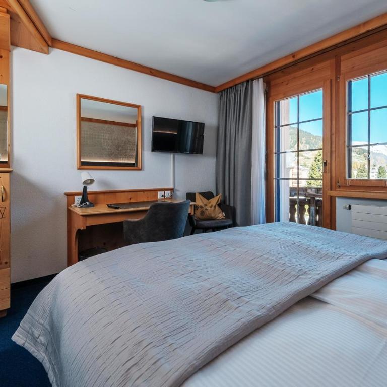 Hotel Bünda Davos - Comfort Doppelzimmer mit Balkon - 6