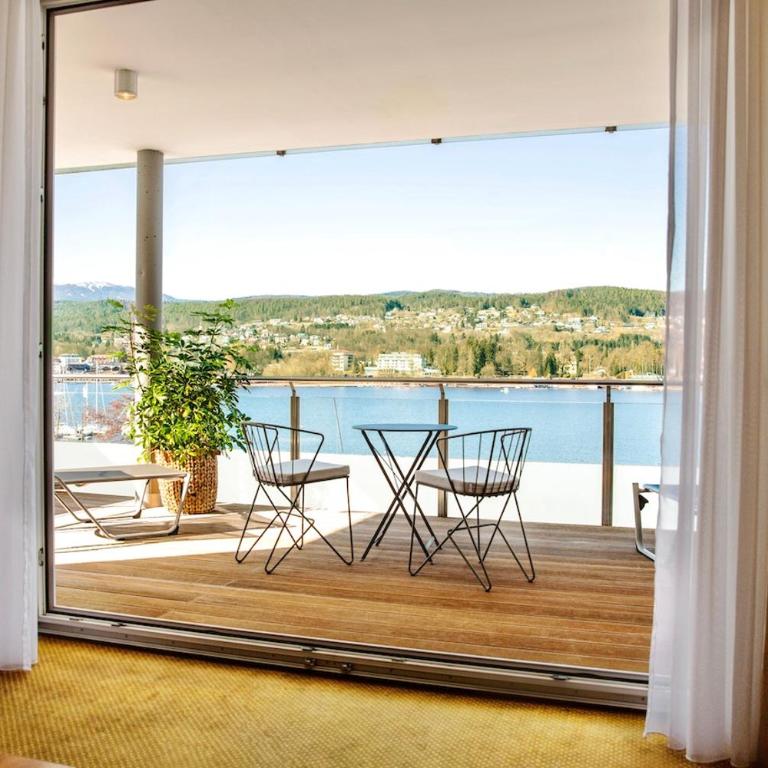 Seehotel Süd - Adults Only - Superior Doppel- oder Zweibettzimmer mit Balkon und Seeblick - 1