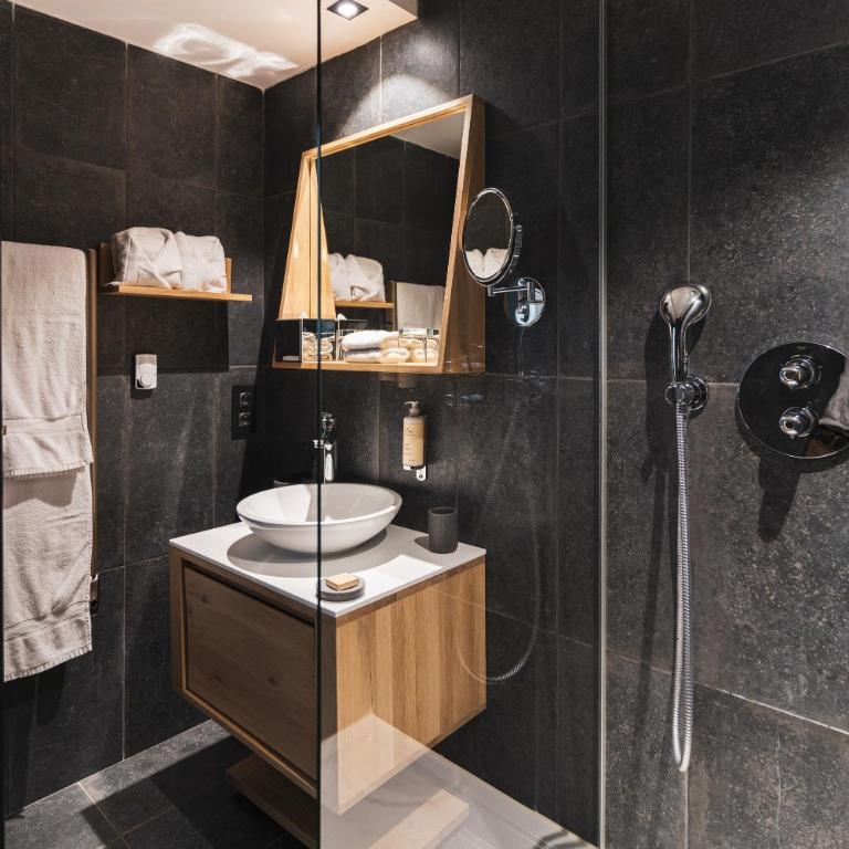Grand Hôtel & Spa NUXE Serre Chevalier - Chambre Deluxe avec Balcon - 2