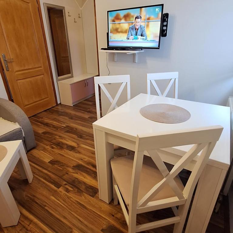Apartments Katarina - Apartman sa 1 Spavaćom Sobom i Pogledom na Vrt - 1