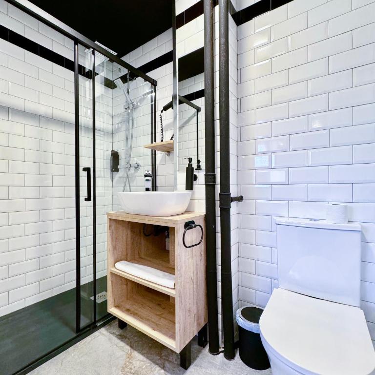 Charming Madrid Principe Pio - Two-Bedroom Apartment - 4