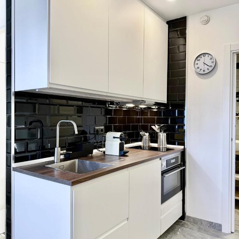 Charming Madrid Principe Pio - Two-Bedroom Apartment - 21